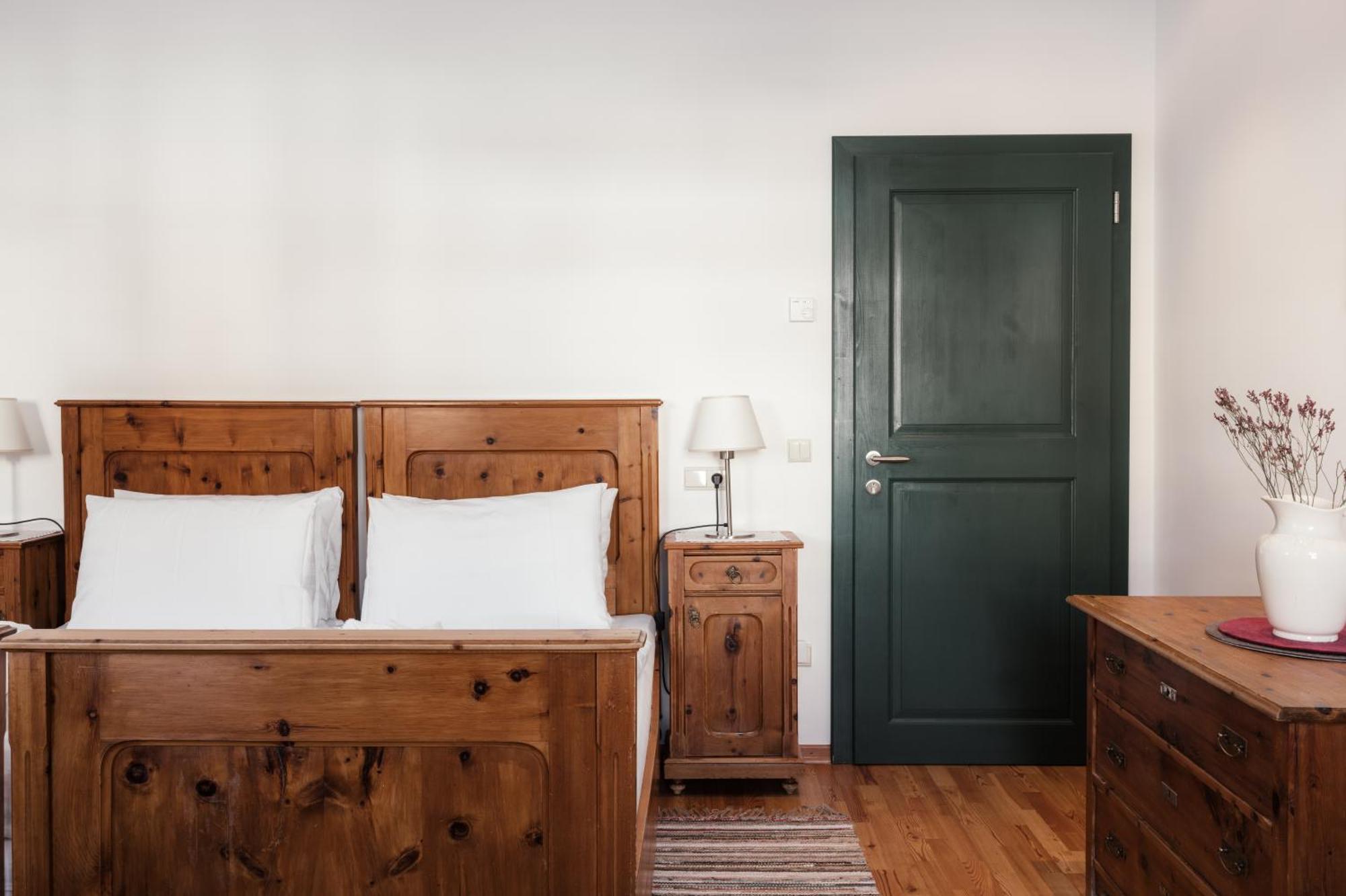 Hotel Dolomitenhof & Chalet Alte Post Сесто Экстерьер фото